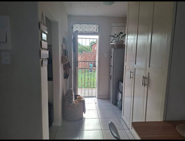 1 BEDROOM APARTMENT FOR SALE IN MAYVILLE